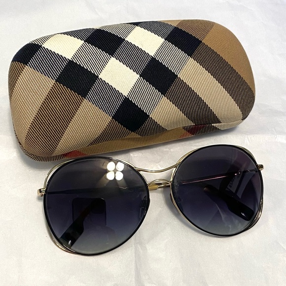 Burberry Accessories - Burberry 3105 Sunglasses